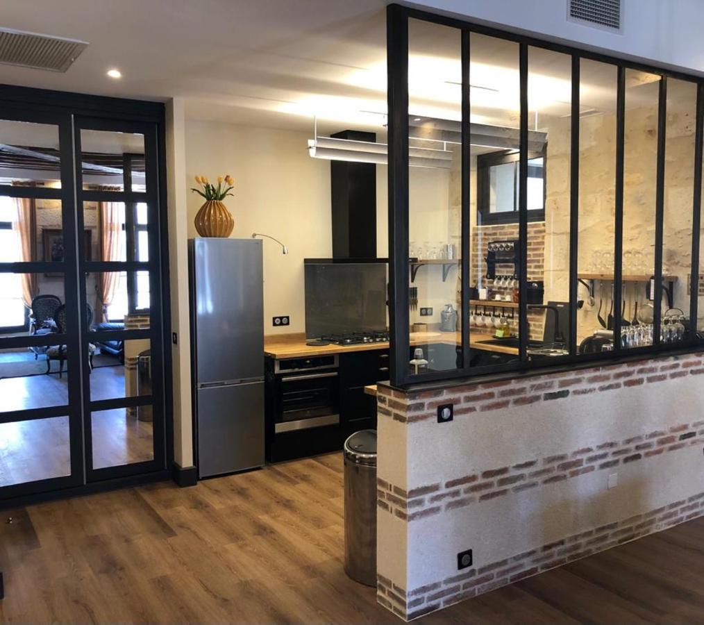 Le Repere Du Marche Apartment